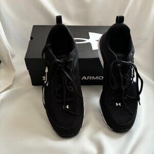 Under Armour Men's tennis shoes, black and white, original box, worn once